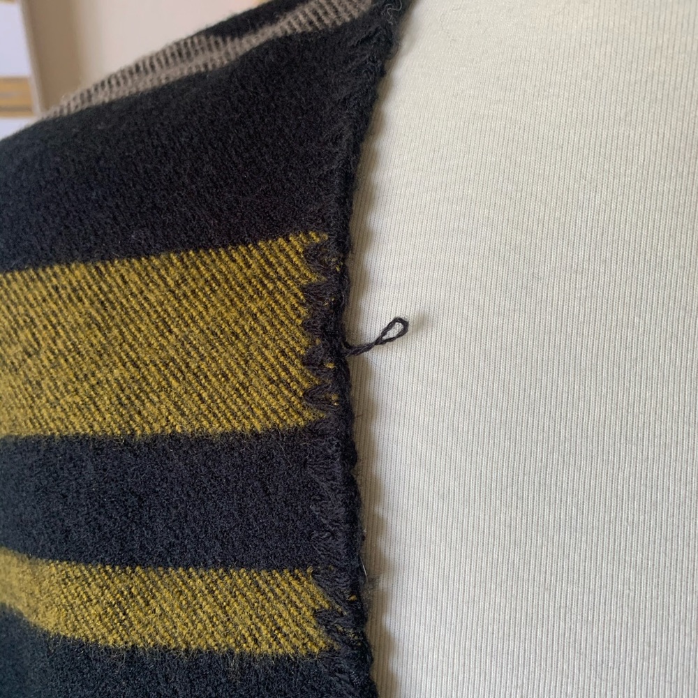 Treasure & Bond Striped Ruana - Picture 4 of 5